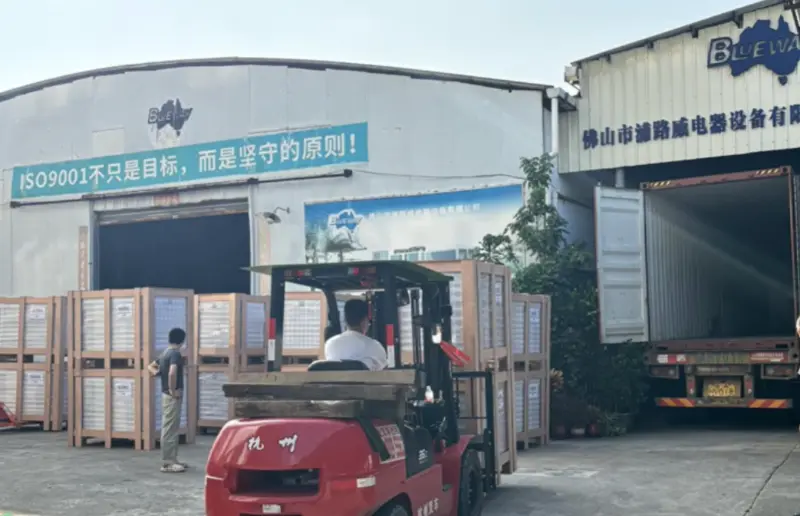 مضخة تسخين الماء الساخن الفورية لعملائنا الرئيسيين.