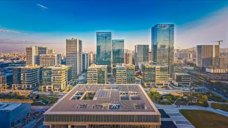 توفر Blueway حل إزالة الرطوبة من حمامات السباحة لمجمع الصناعات الإبداعية واسع النطاق في منطقة الخليج الكبرى